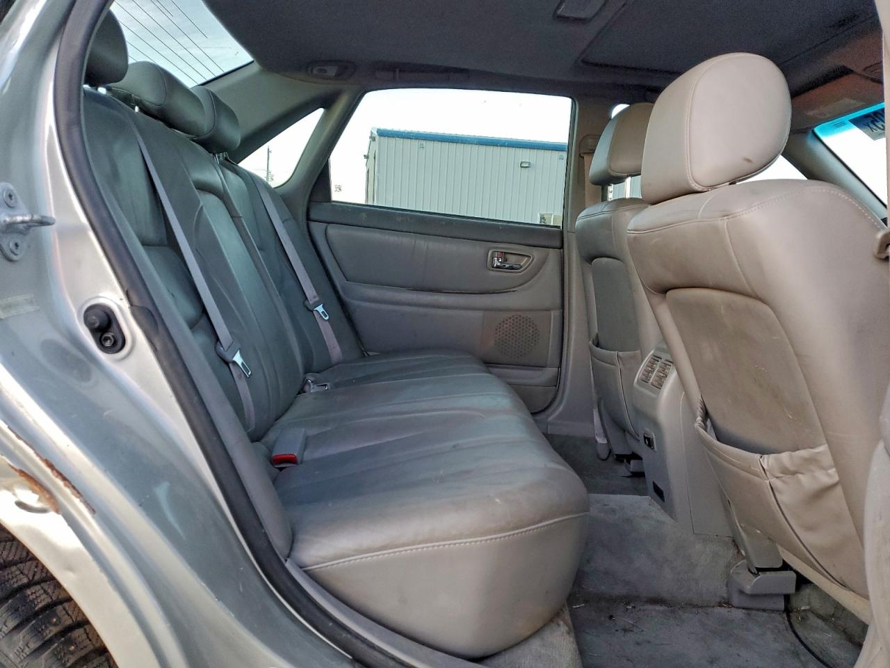 2000 TOYOTA AVALON XL photo 10
