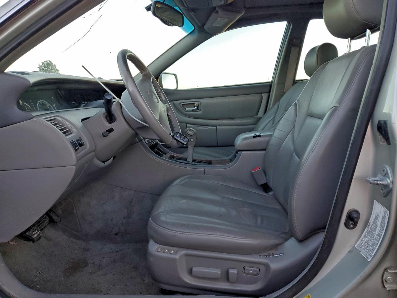 2000 TOYOTA AVALON XL photo 7
