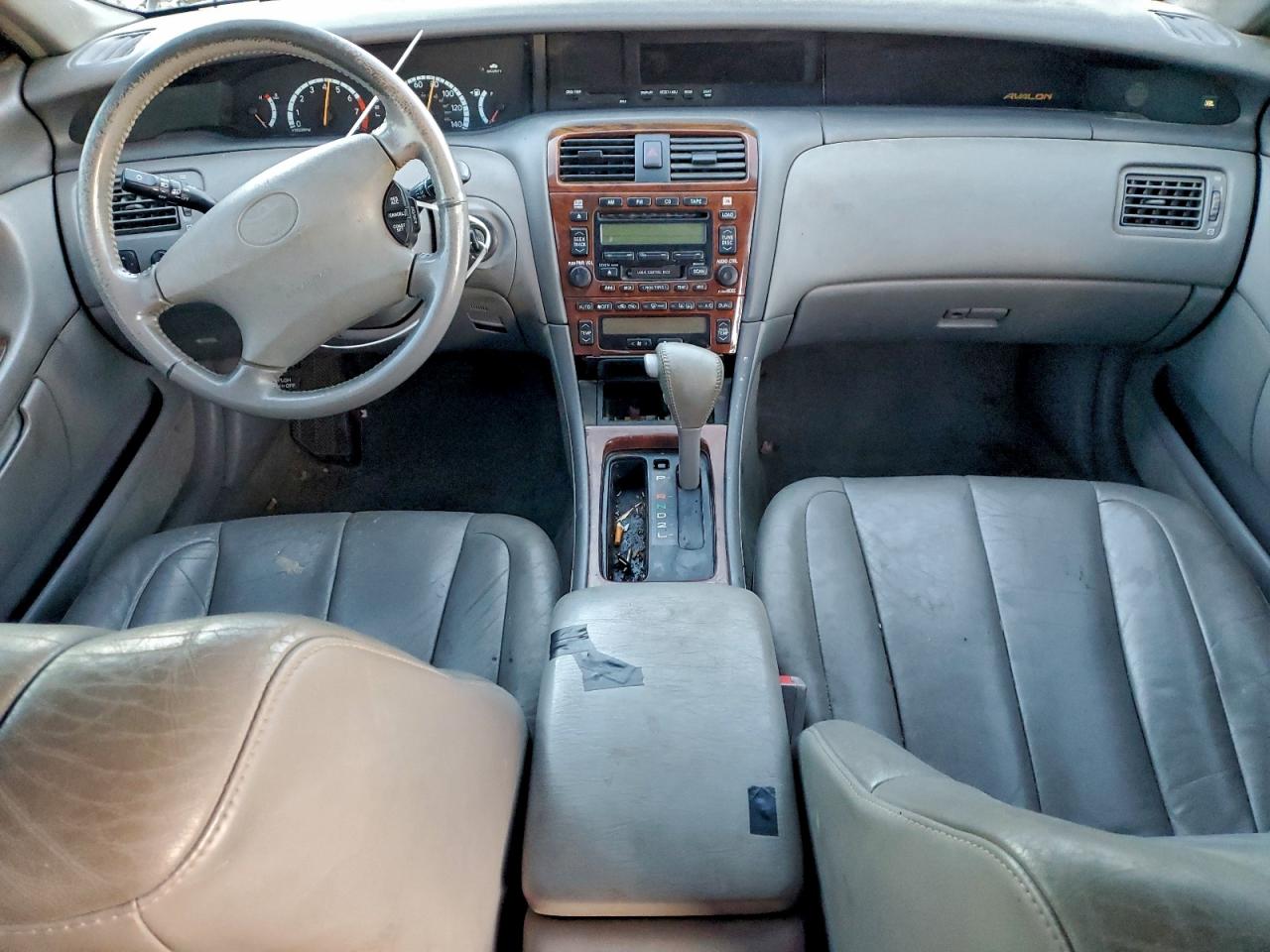 2000 TOYOTA AVALON XL photo 8