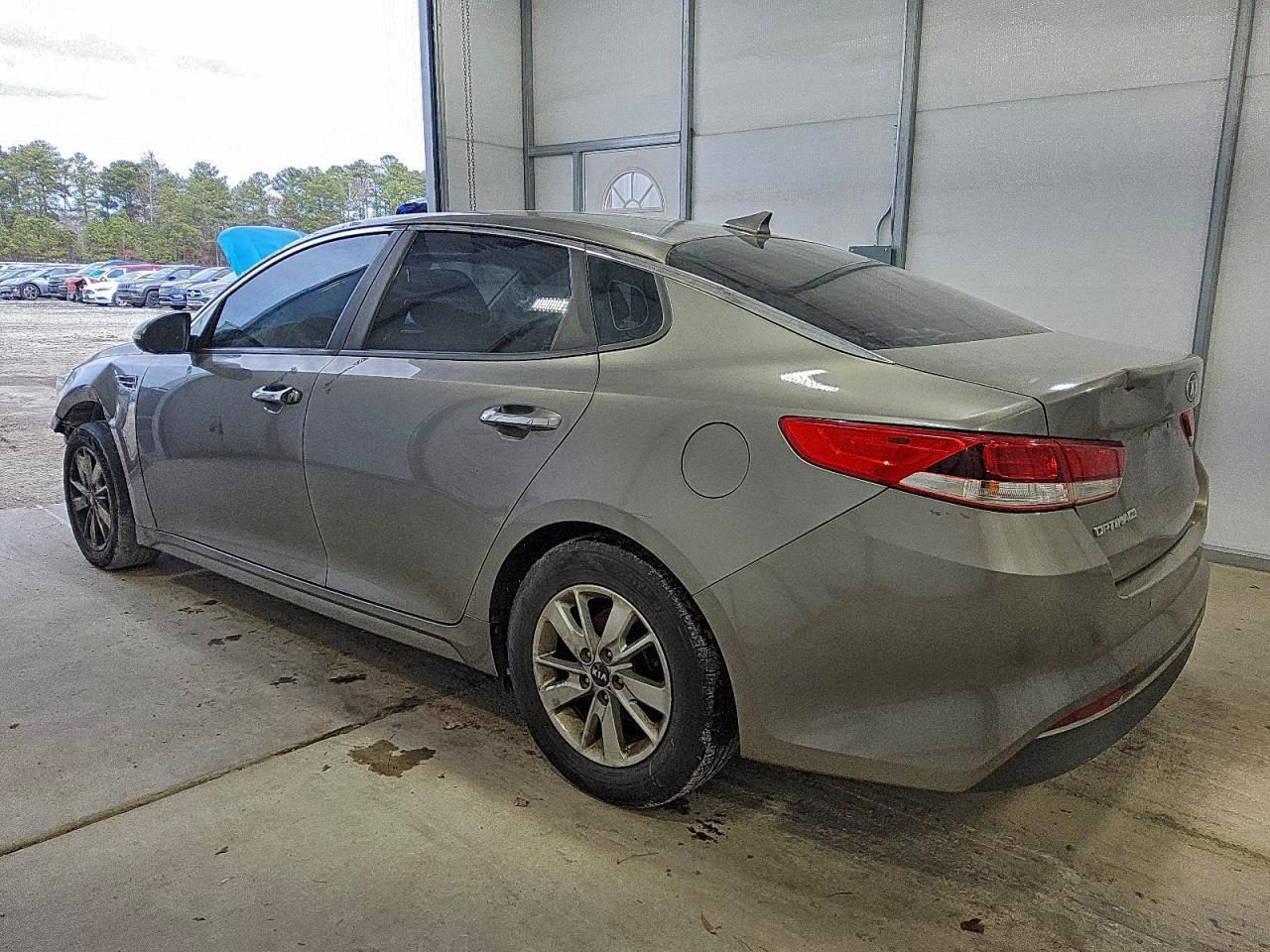 2018 KIA OPTIMA LX photo 2