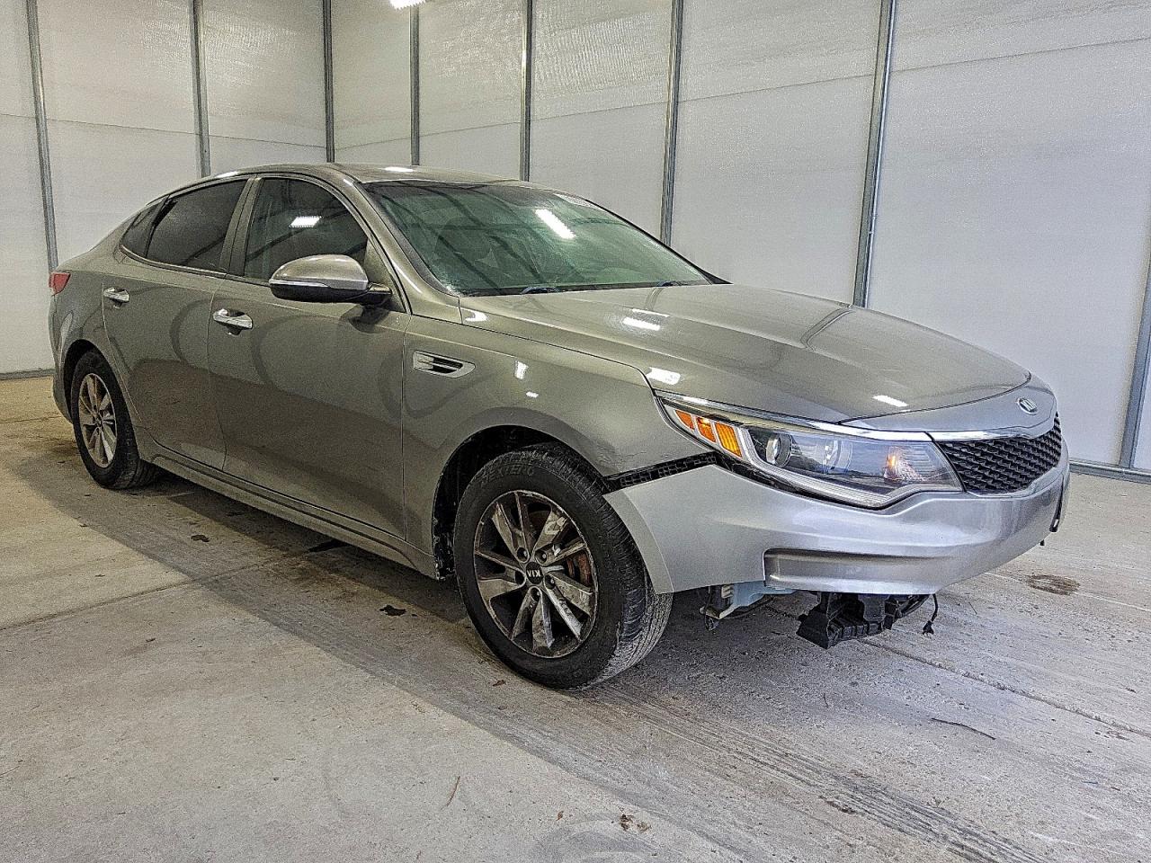 2018 KIA OPTIMA LX photo 4