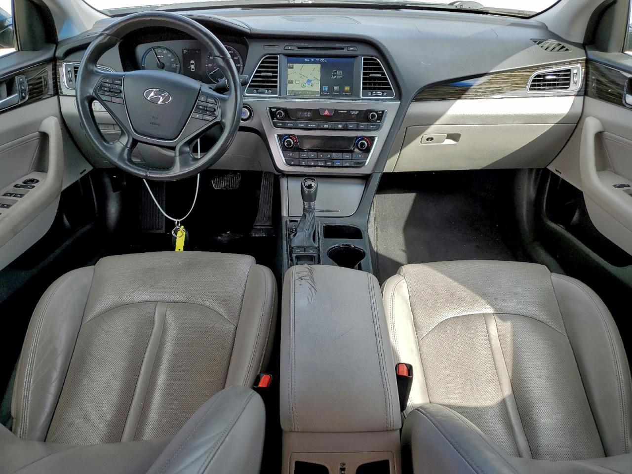 2016 HYUNDAI SONATA HYBRID photo 8