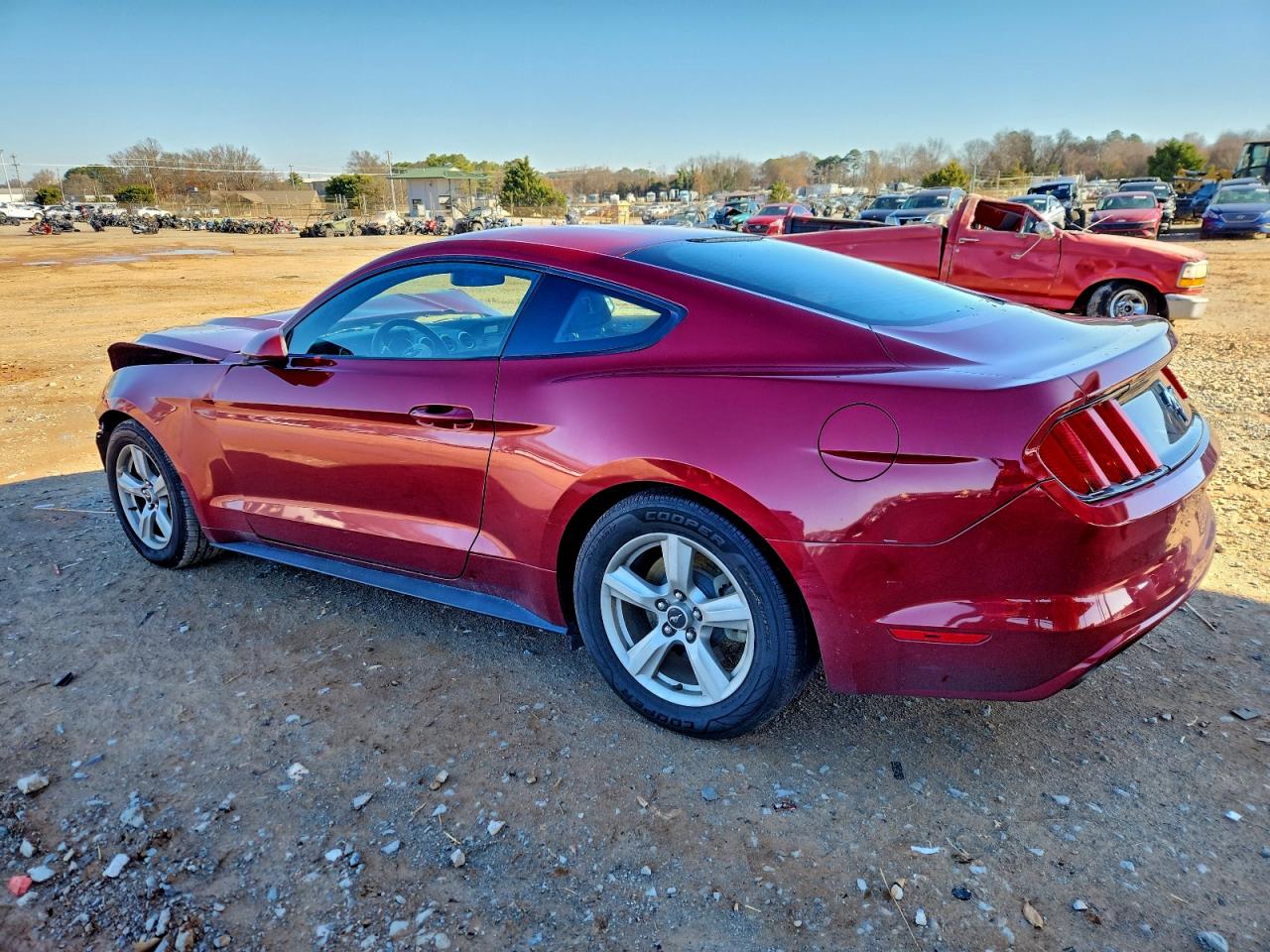 2017 FORD MUSTANG photo 2