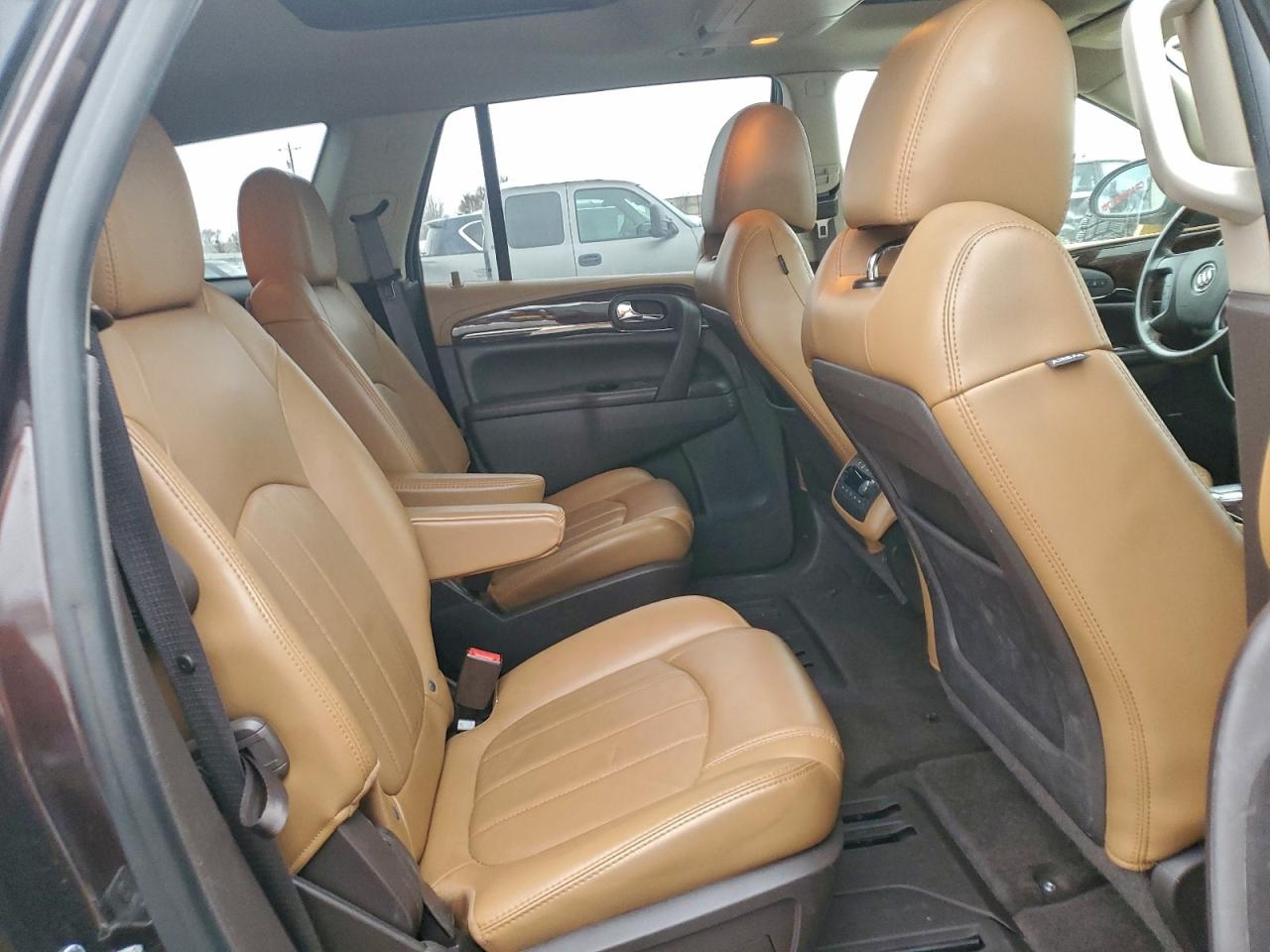2016 BUICK ENCLAVE photo 11