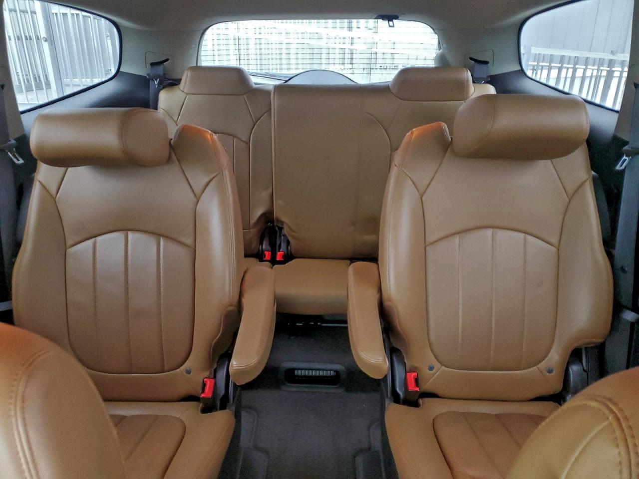 2016 BUICK ENCLAVE photo 10