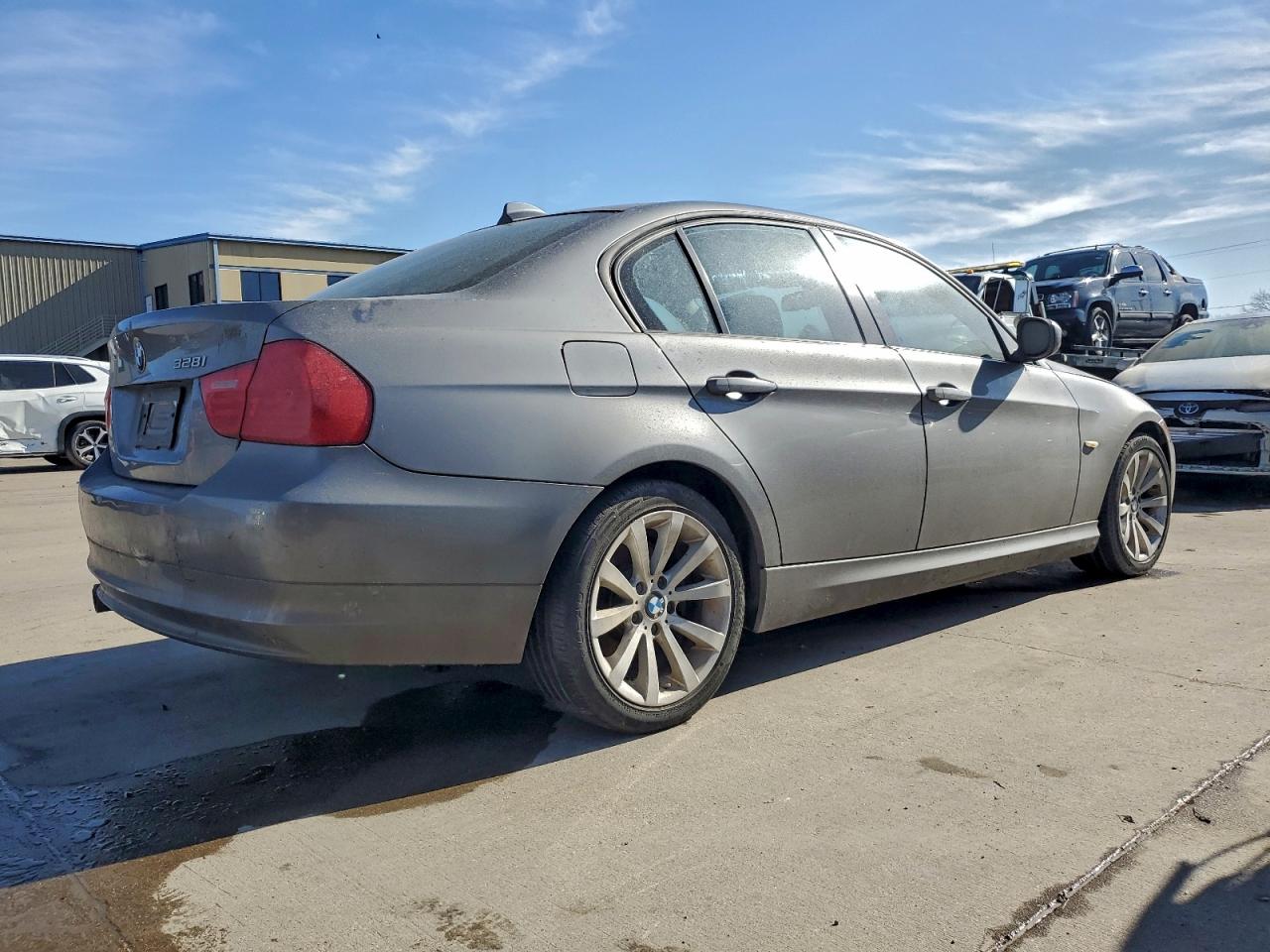 2011 BMW 328 I photo 3