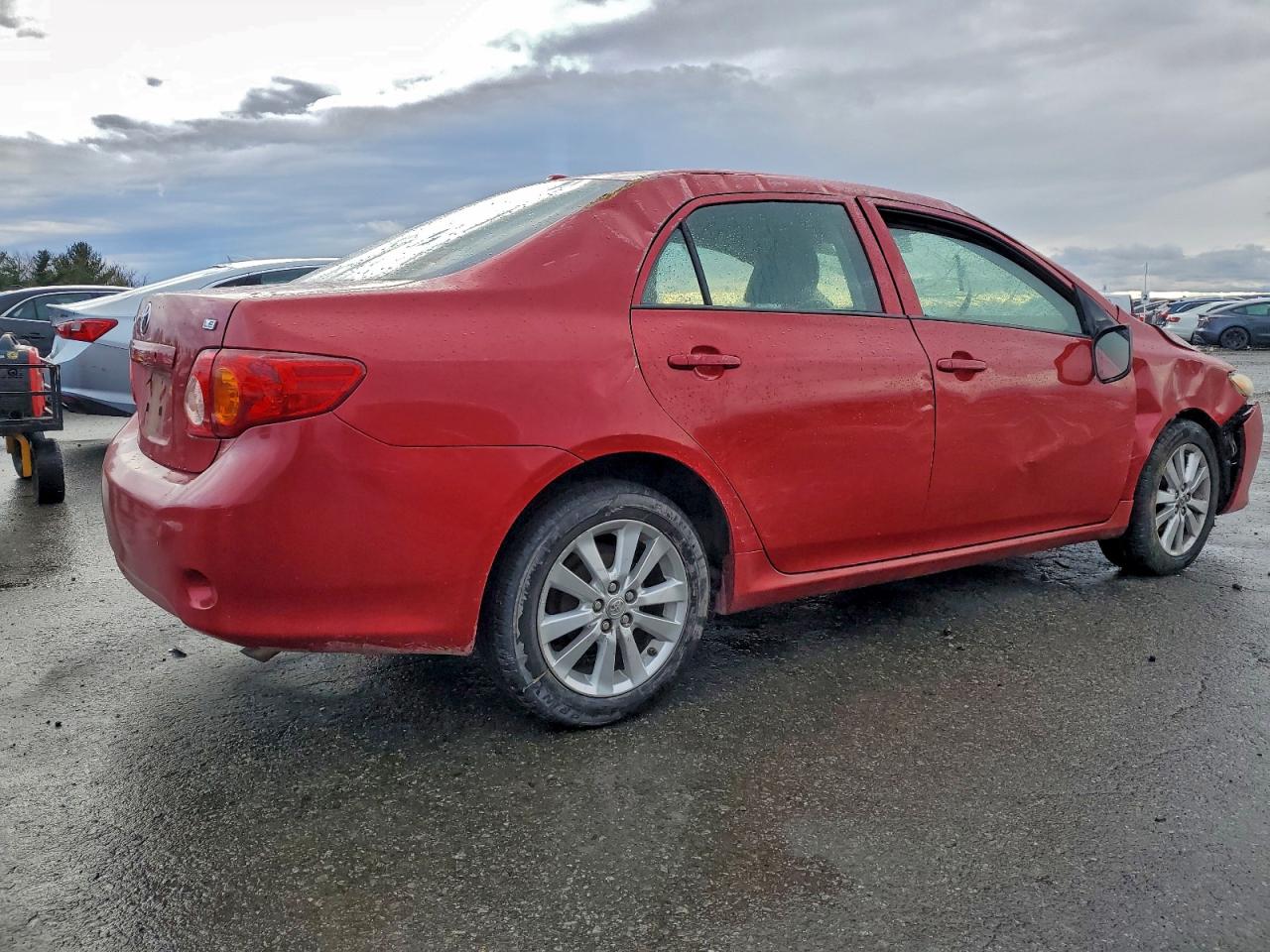 2010 TOYOTA COROLLA BASE photo 3