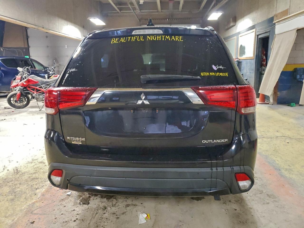 2018 MITSUBISHI OUTLANDER SE photo 6