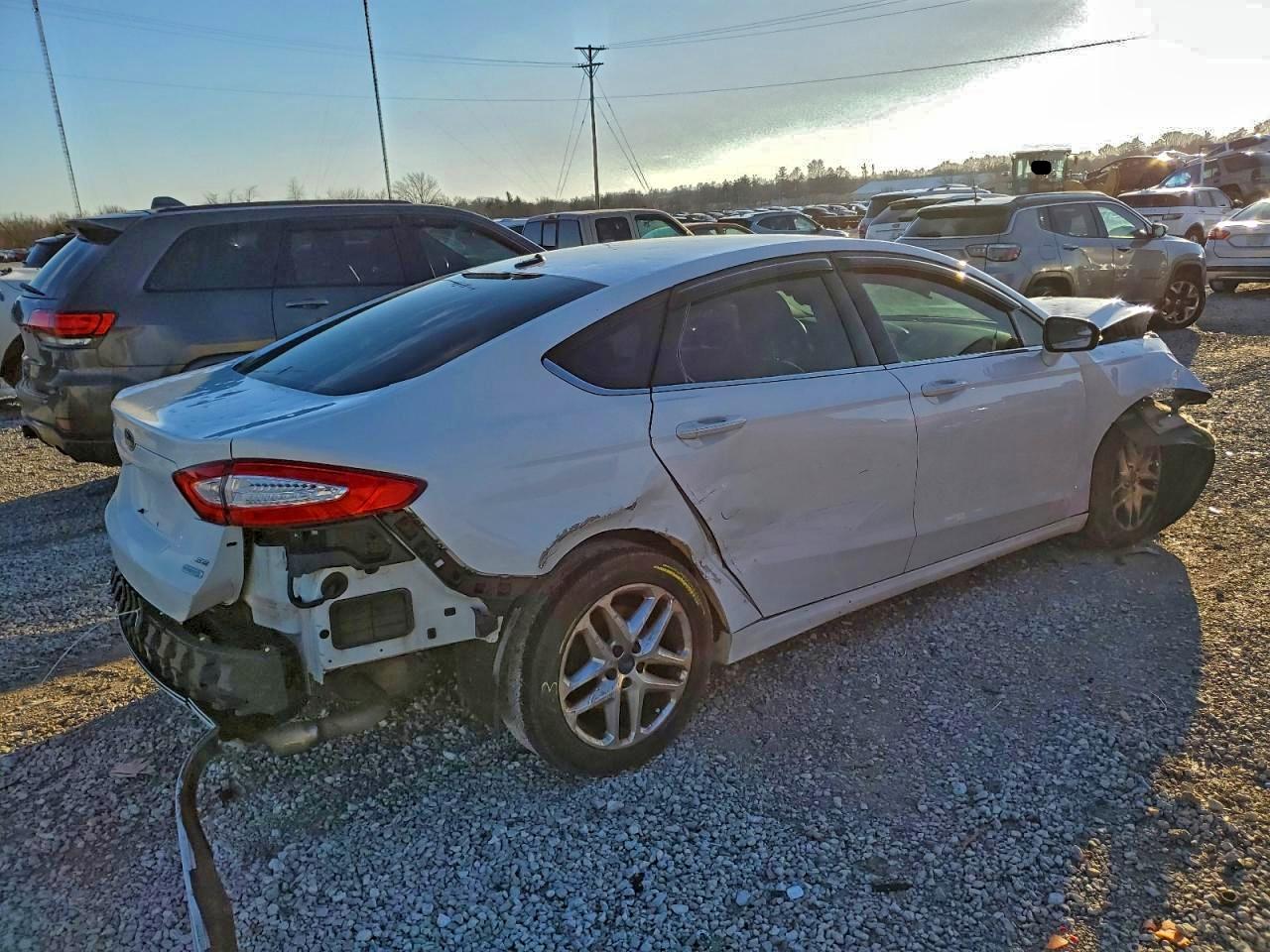 2013 FORD FUSION SE photo 7