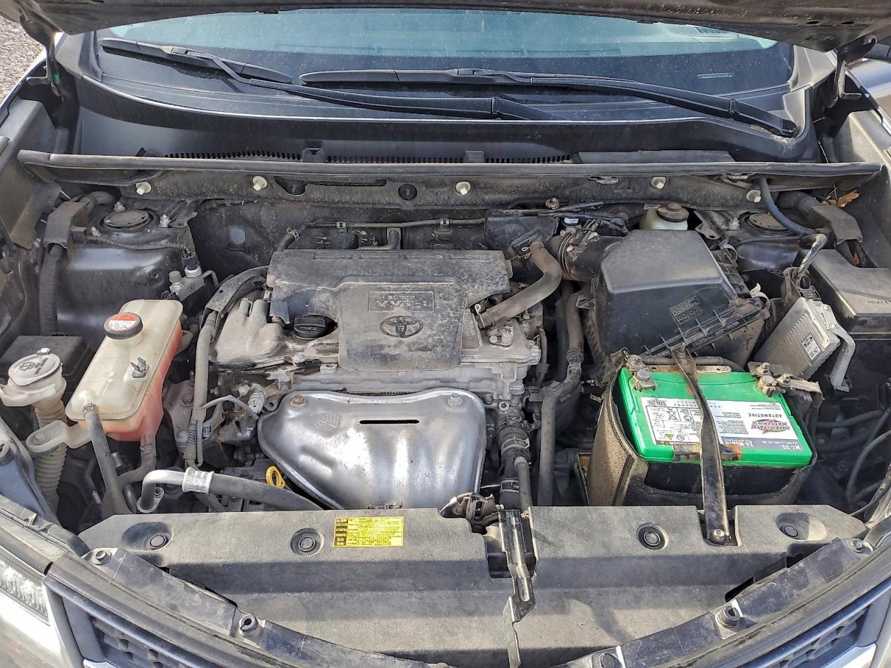 2014 TOYOTA RAV4 XLE photo 11