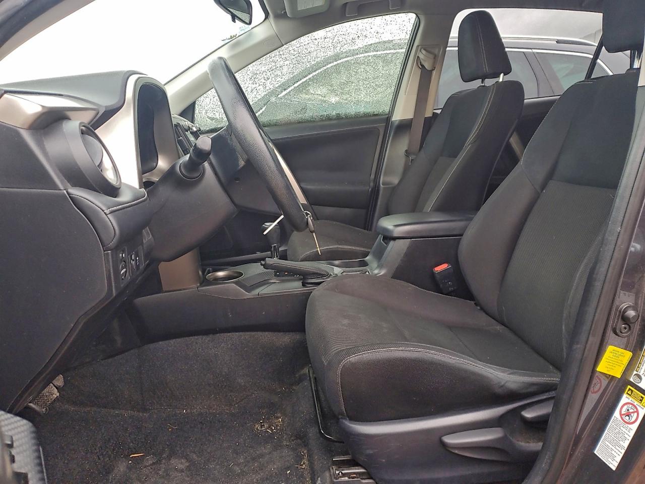 2014 TOYOTA RAV4 XLE photo 7
