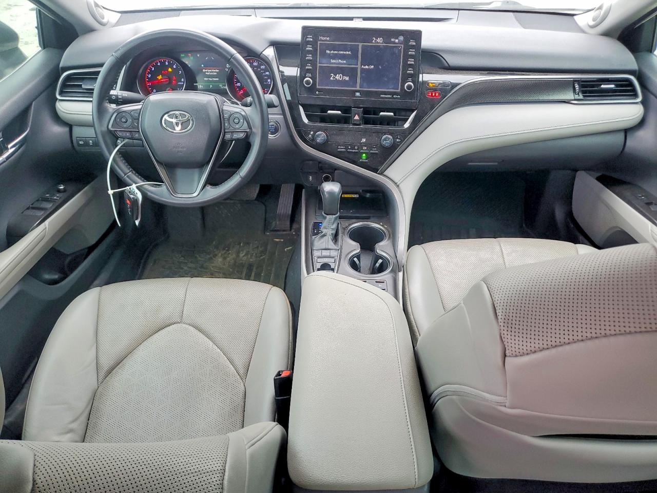 2022 TOYOTA CAMRY photo 22
