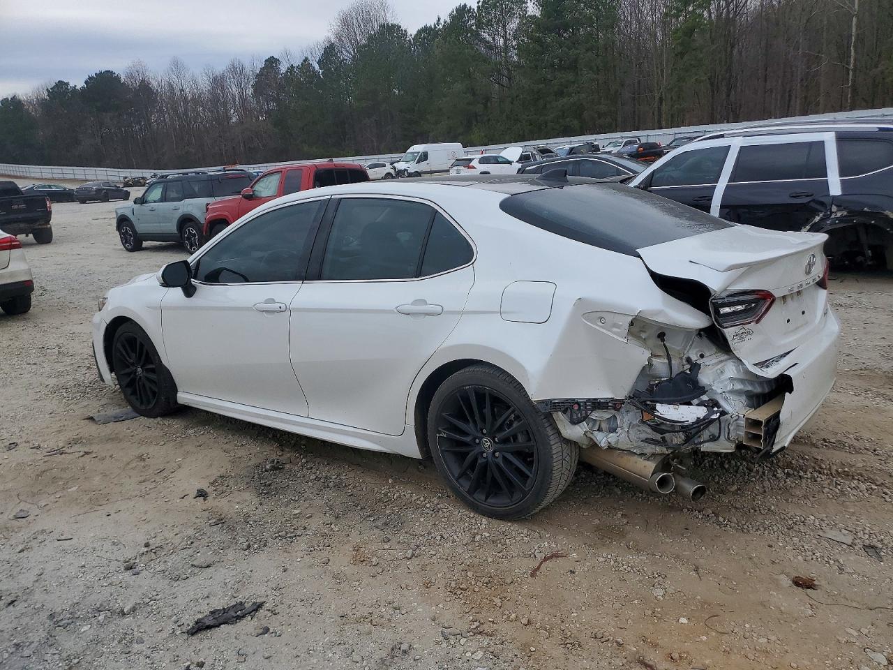 2022 TOYOTA CAMRY photo 4