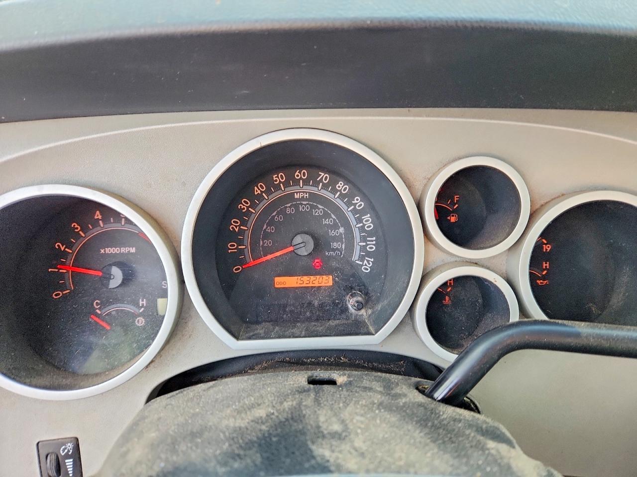 2008 TOYOTA TUNDRA photo 9