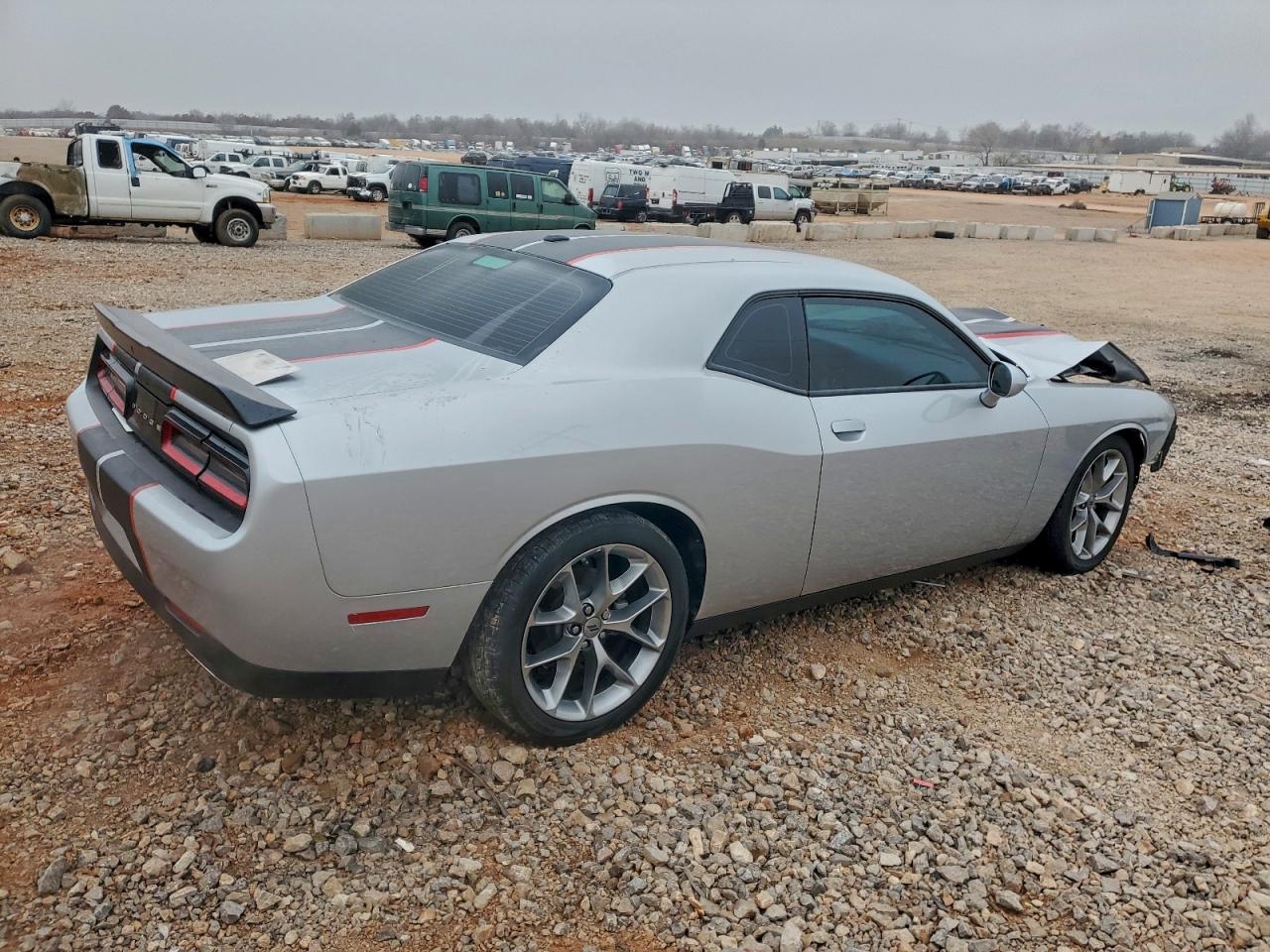 2023 DODGE CHALLENGER GT photo 3