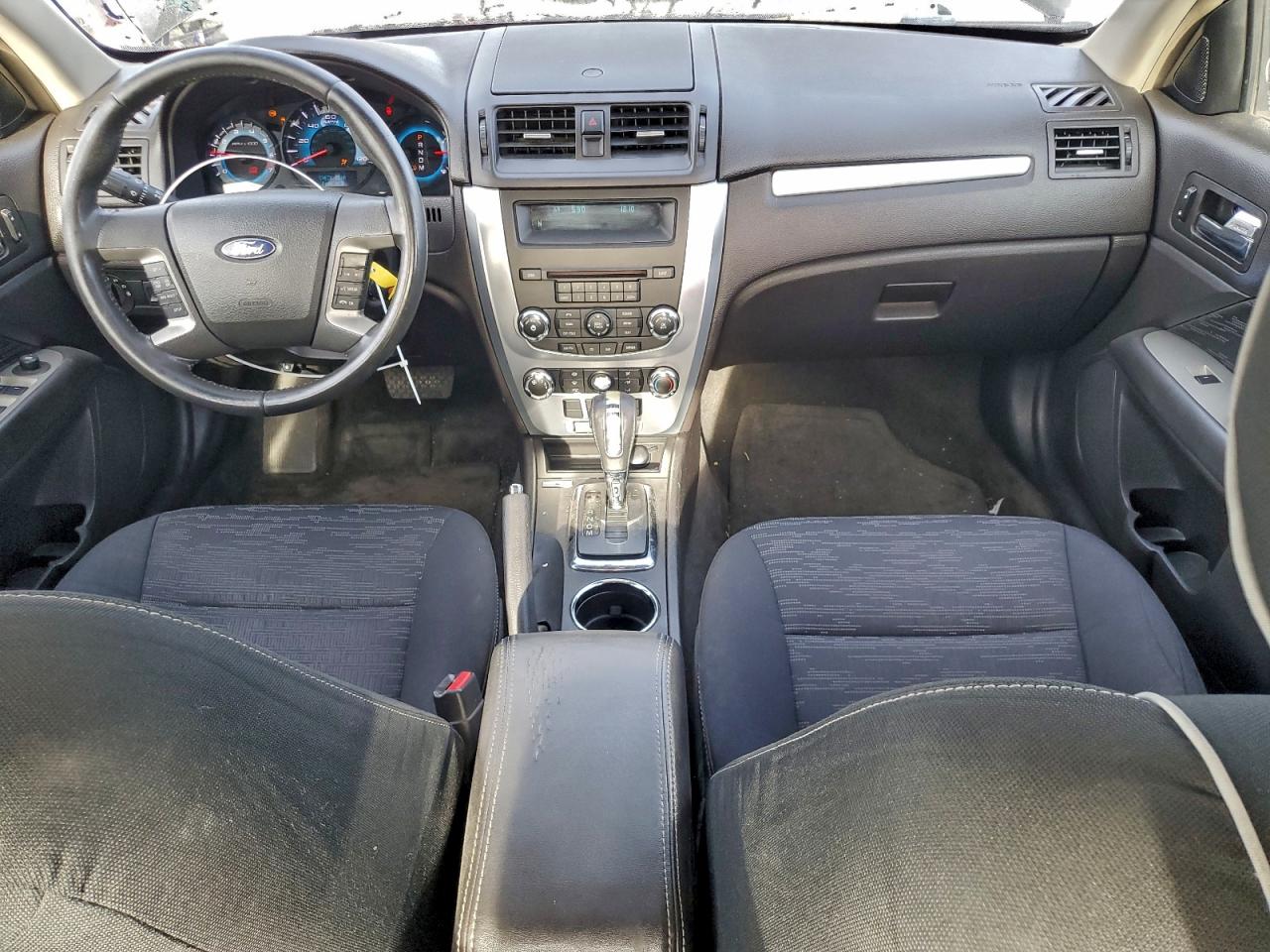 2011 FORD FUSION SE photo 8