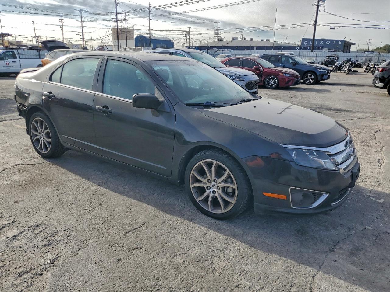 2011 FORD FUSION SE photo 4