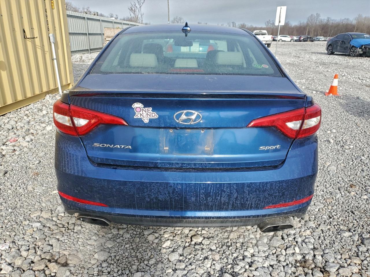 2016 HYUNDAI SONATA SPORT photo 6