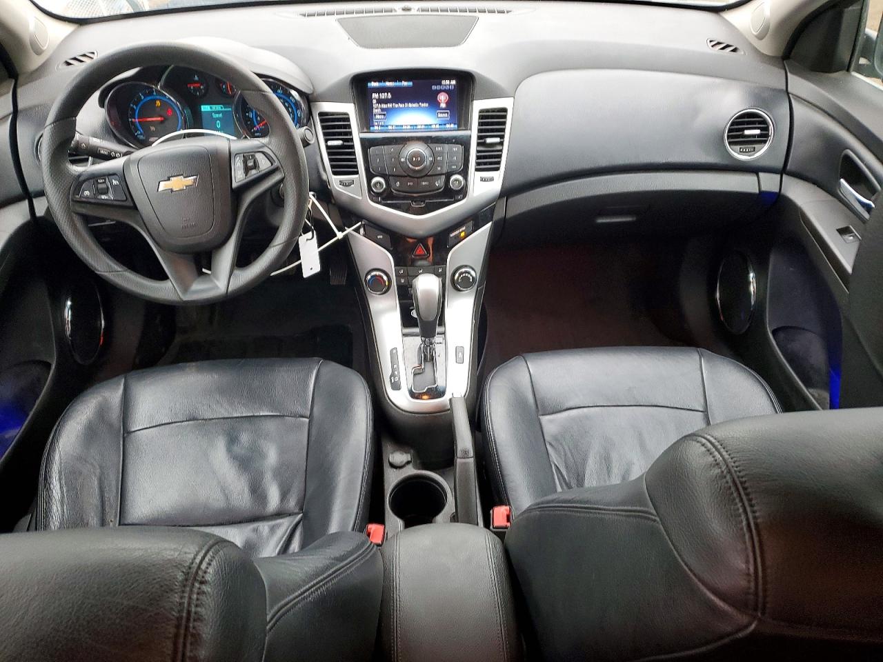 2015 CHEVROLET CRUZE LT photo 8