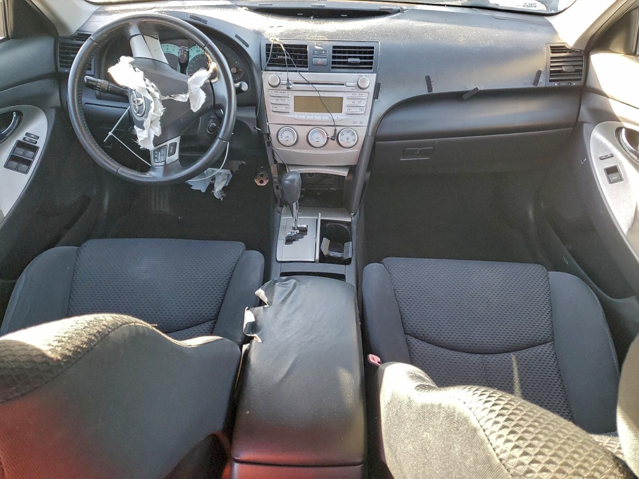 2011 TOYOTA CAMRY BASE photo 8
