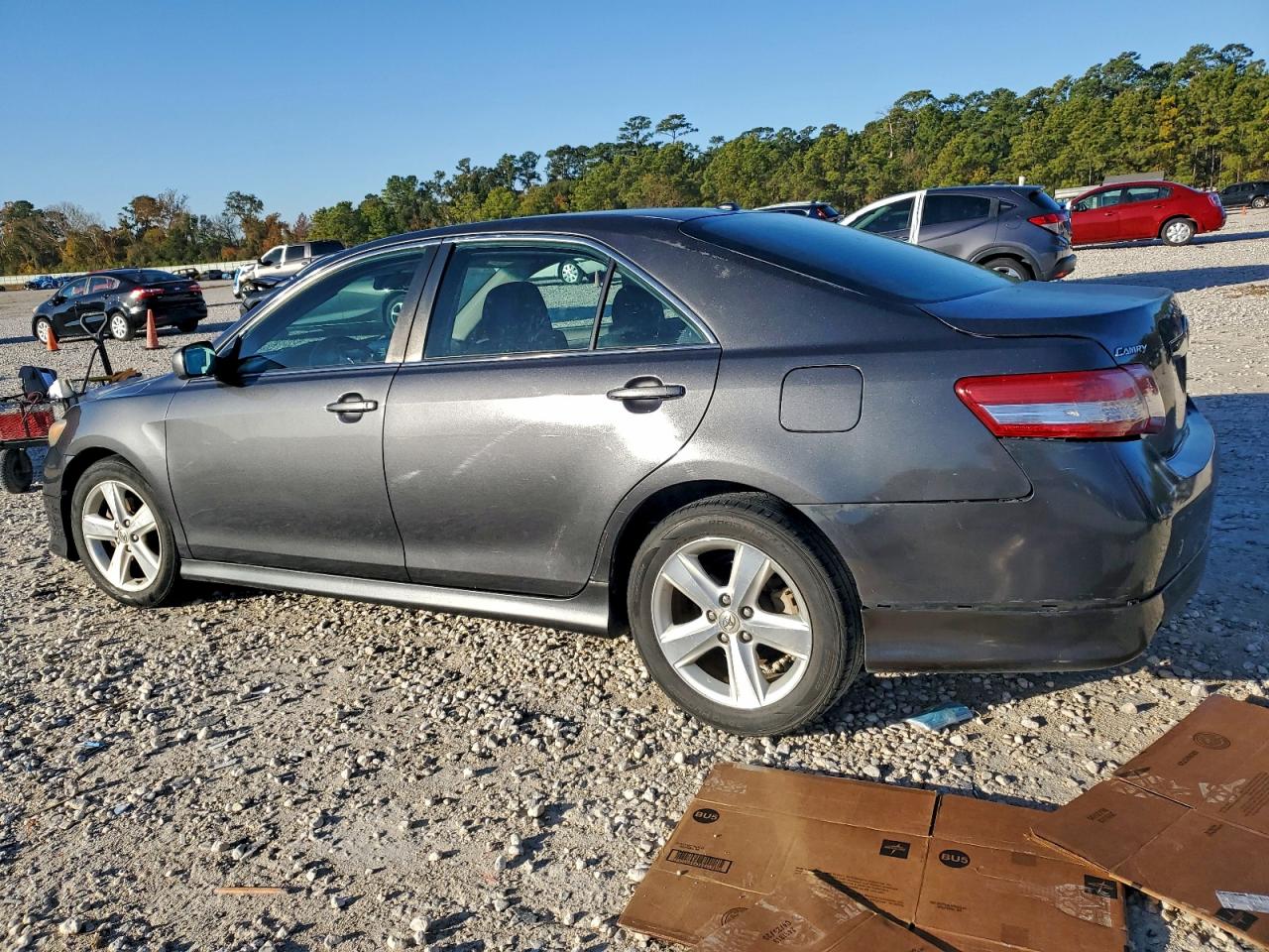 2011 TOYOTA CAMRY BASE photo 2