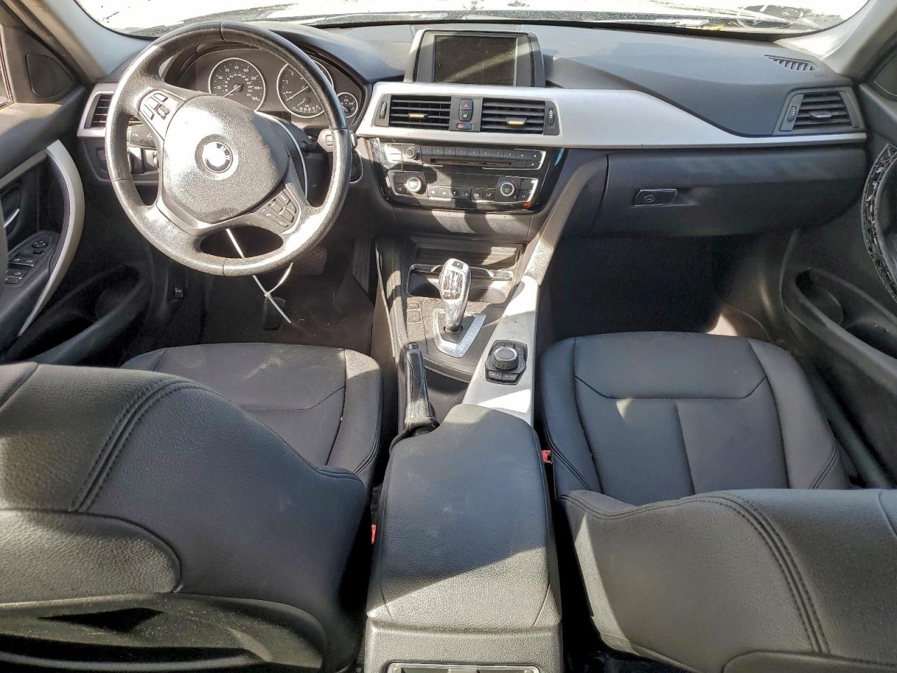 2016 BMW 320 I photo 8