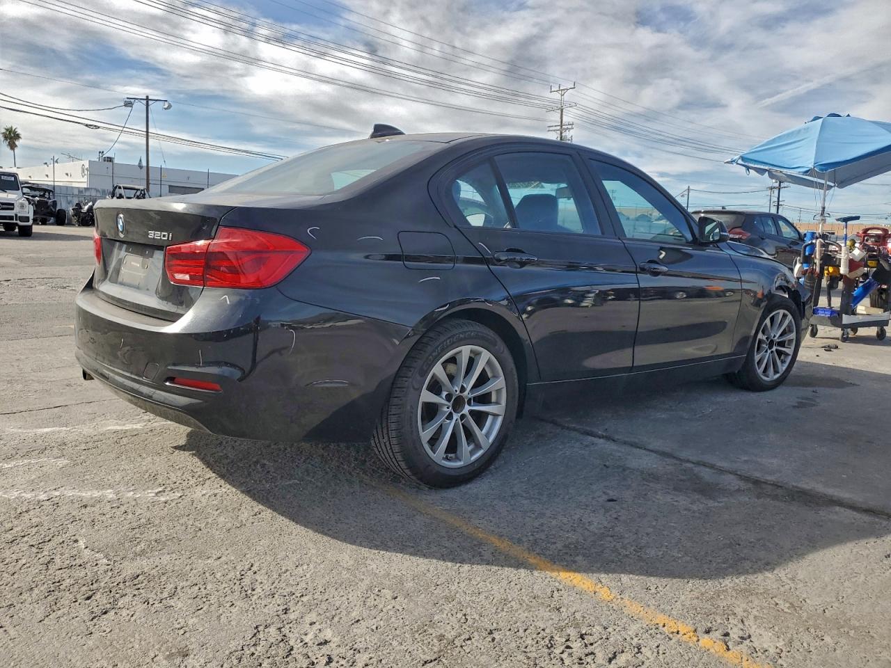2016 BMW 320 I photo 3