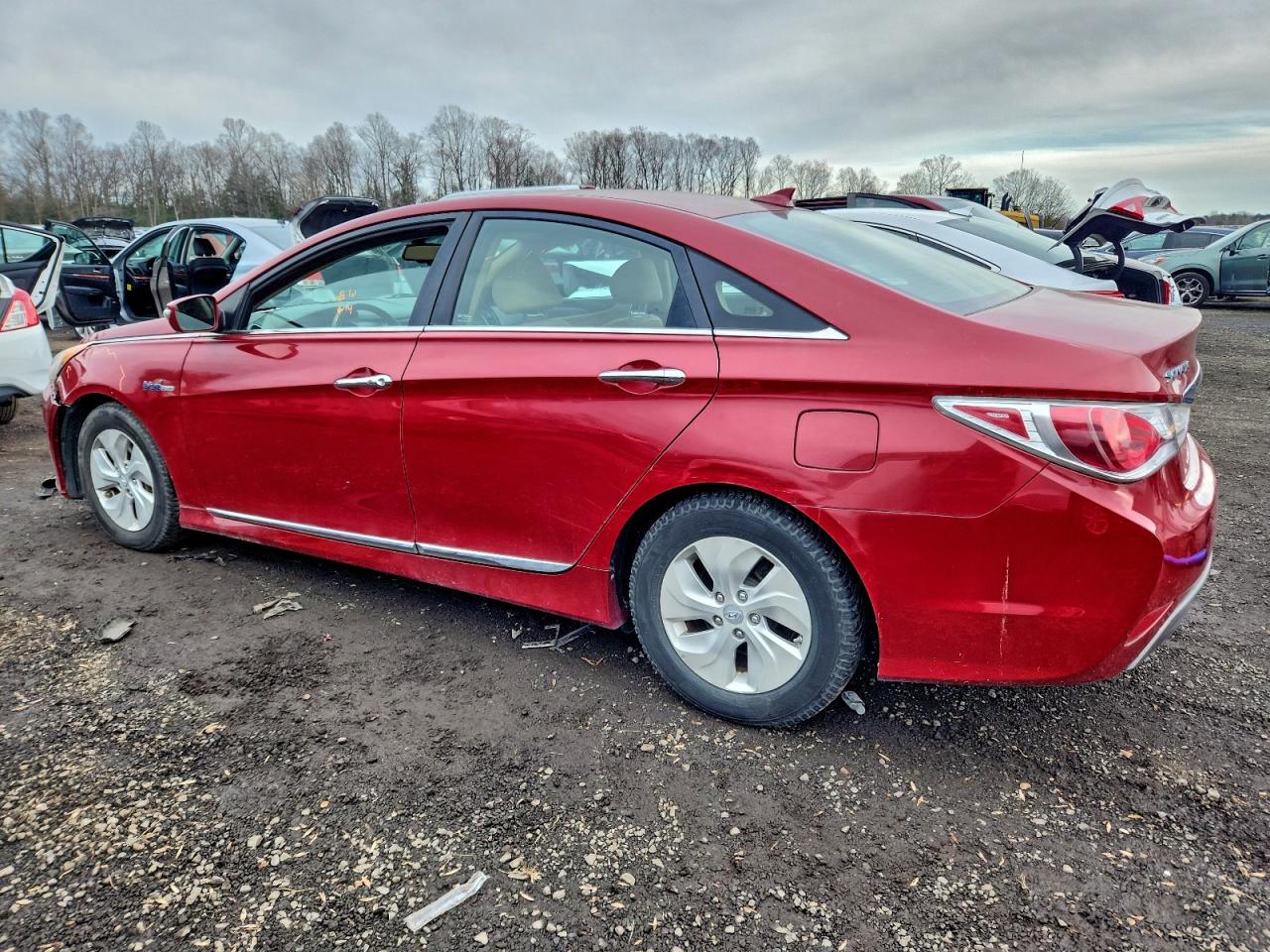 2013 HYUNDAI SONATA HYBRID photo 2