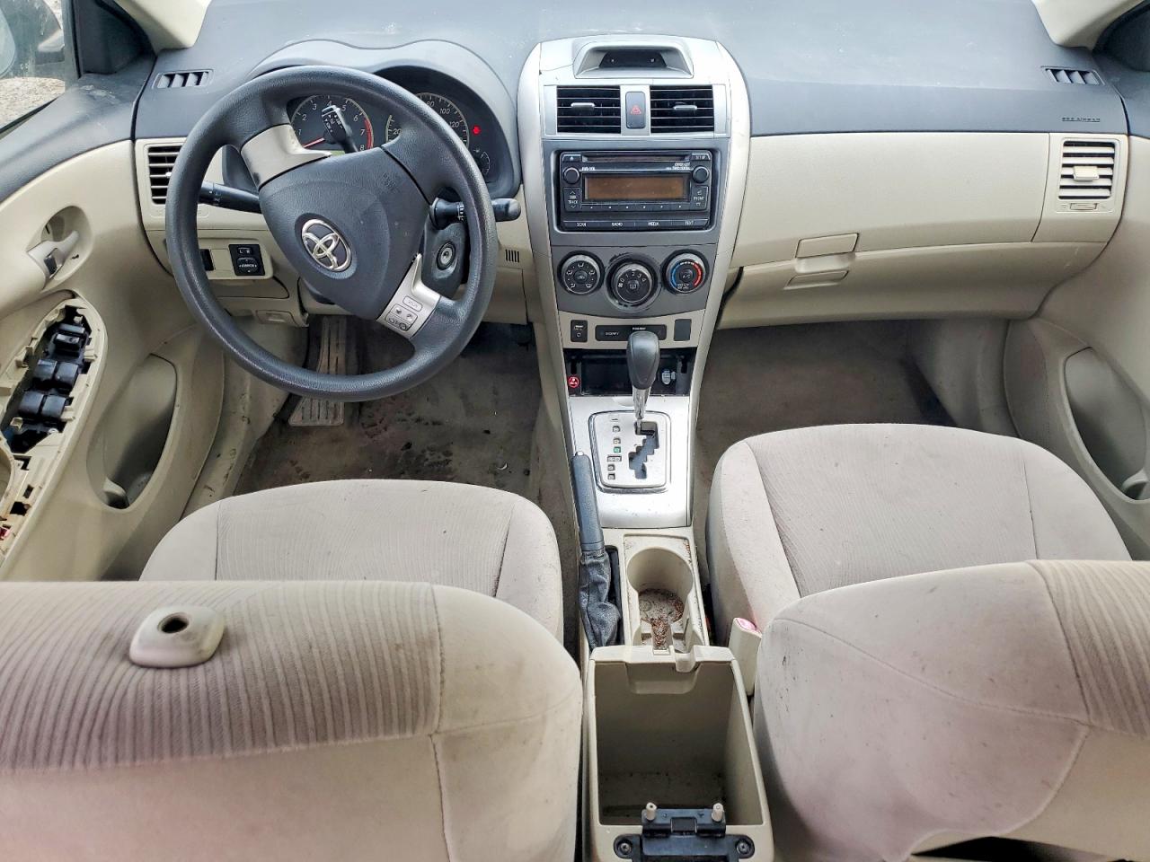 2012 TOYOTA COROLLA BASE photo 8