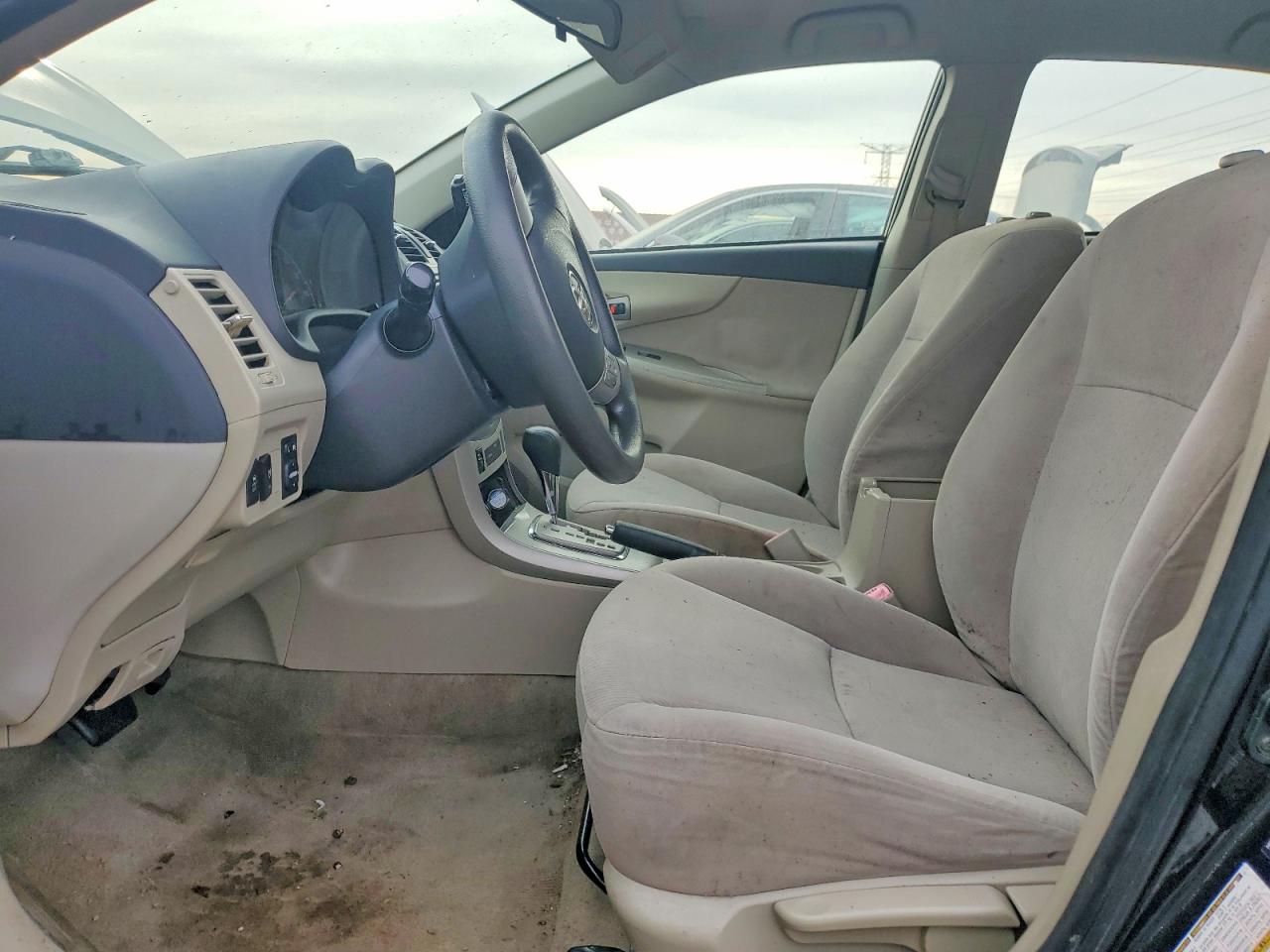 2012 TOYOTA COROLLA BASE photo 7