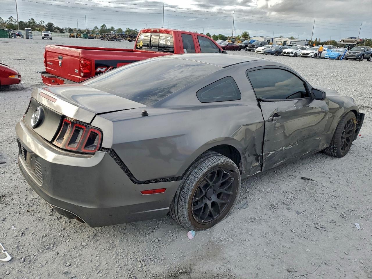 2014 FORD MUSTANG photo 3