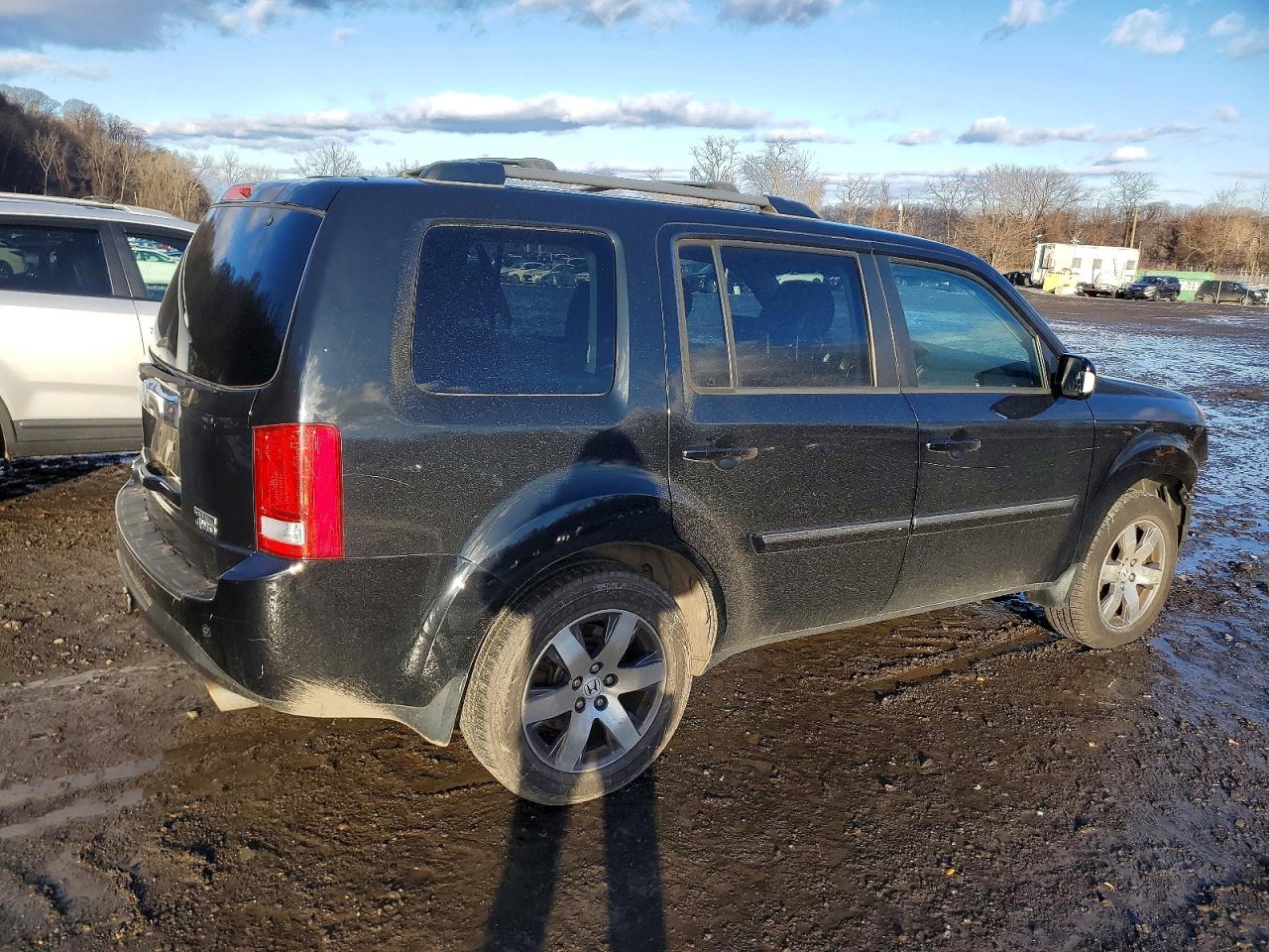 2013 HONDA PILOT TOURING photo 3