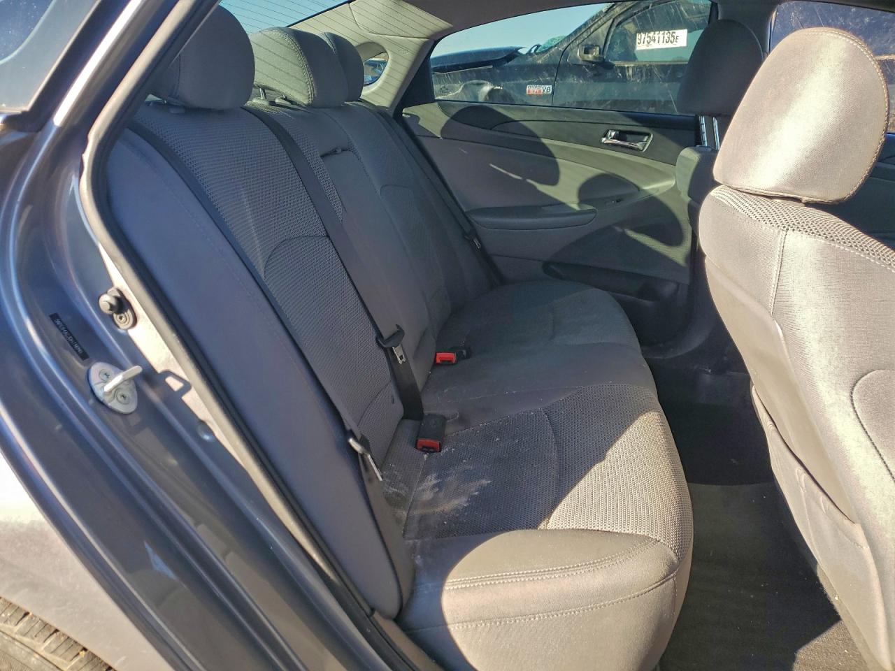 2013 HYUNDAI SONATA GLS photo 10