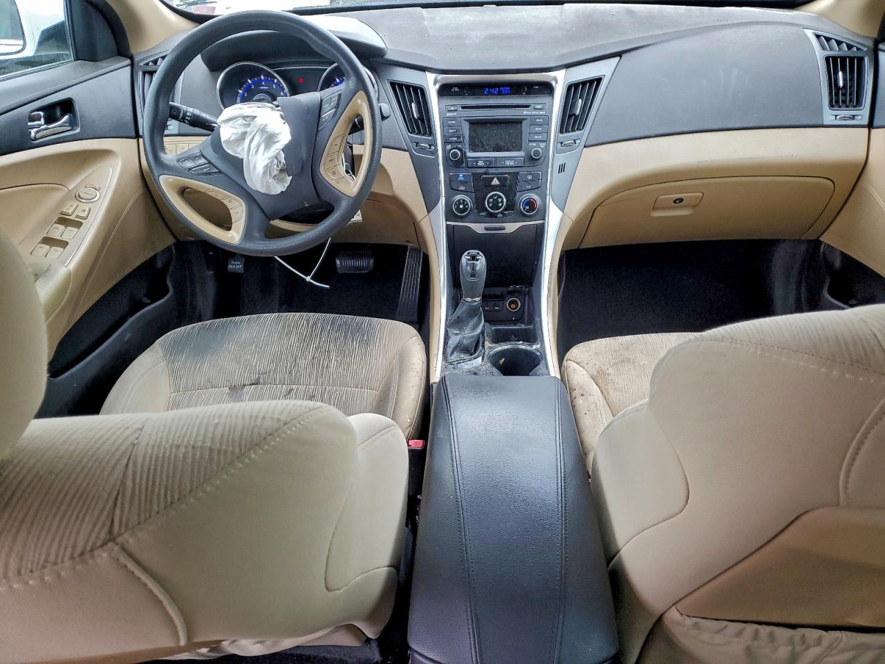 2014 HYUNDAI SONATA GLS photo 8