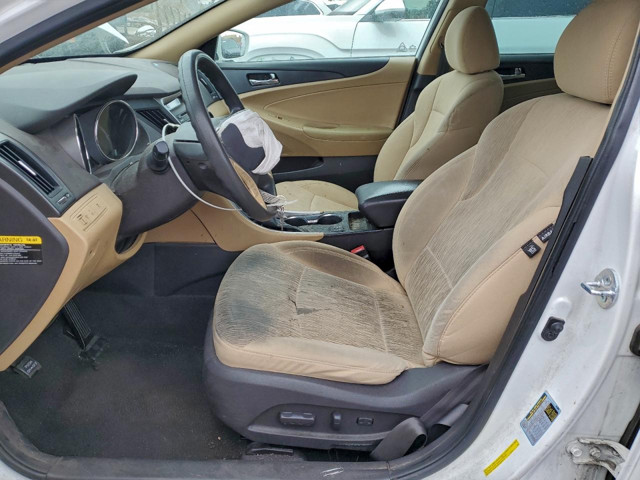 2014 HYUNDAI SONATA GLS photo 7