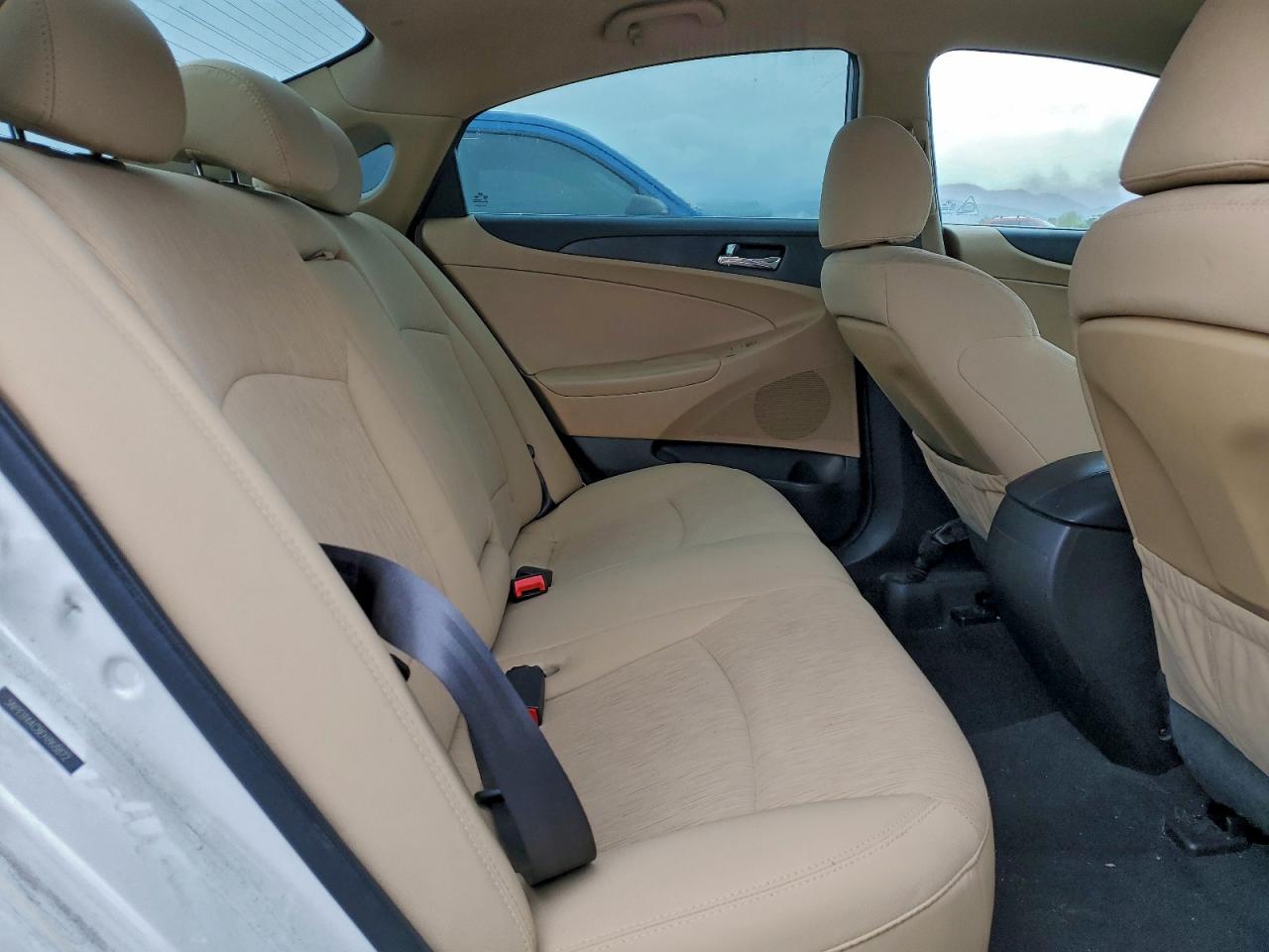 2014 HYUNDAI SONATA GLS photo 10