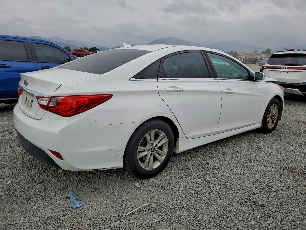 2014 HYUNDAI SONATA GLS photo 3