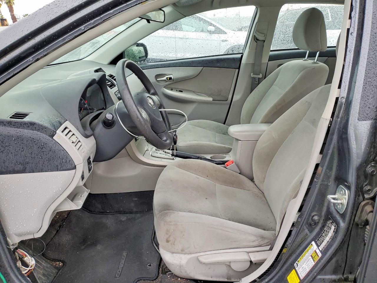2012 TOYOTA COROLLA BASE photo 7