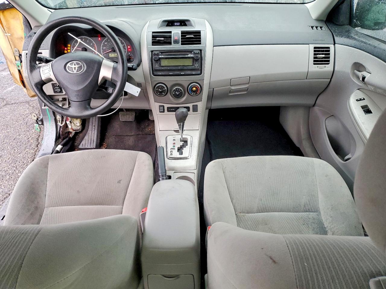 2012 TOYOTA COROLLA BASE photo 8