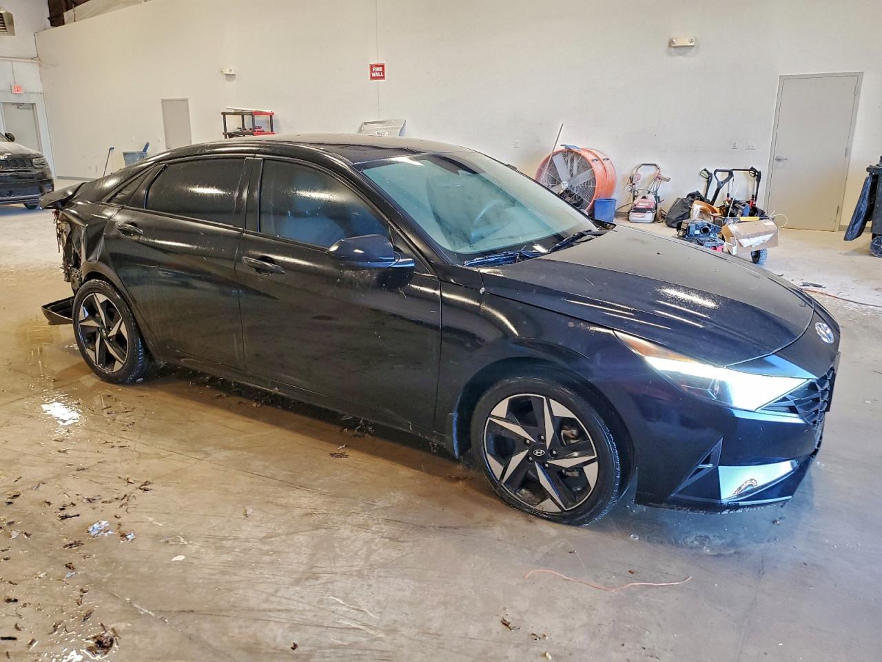 2023 HYUNDAI ELANTRA SEL photo 4