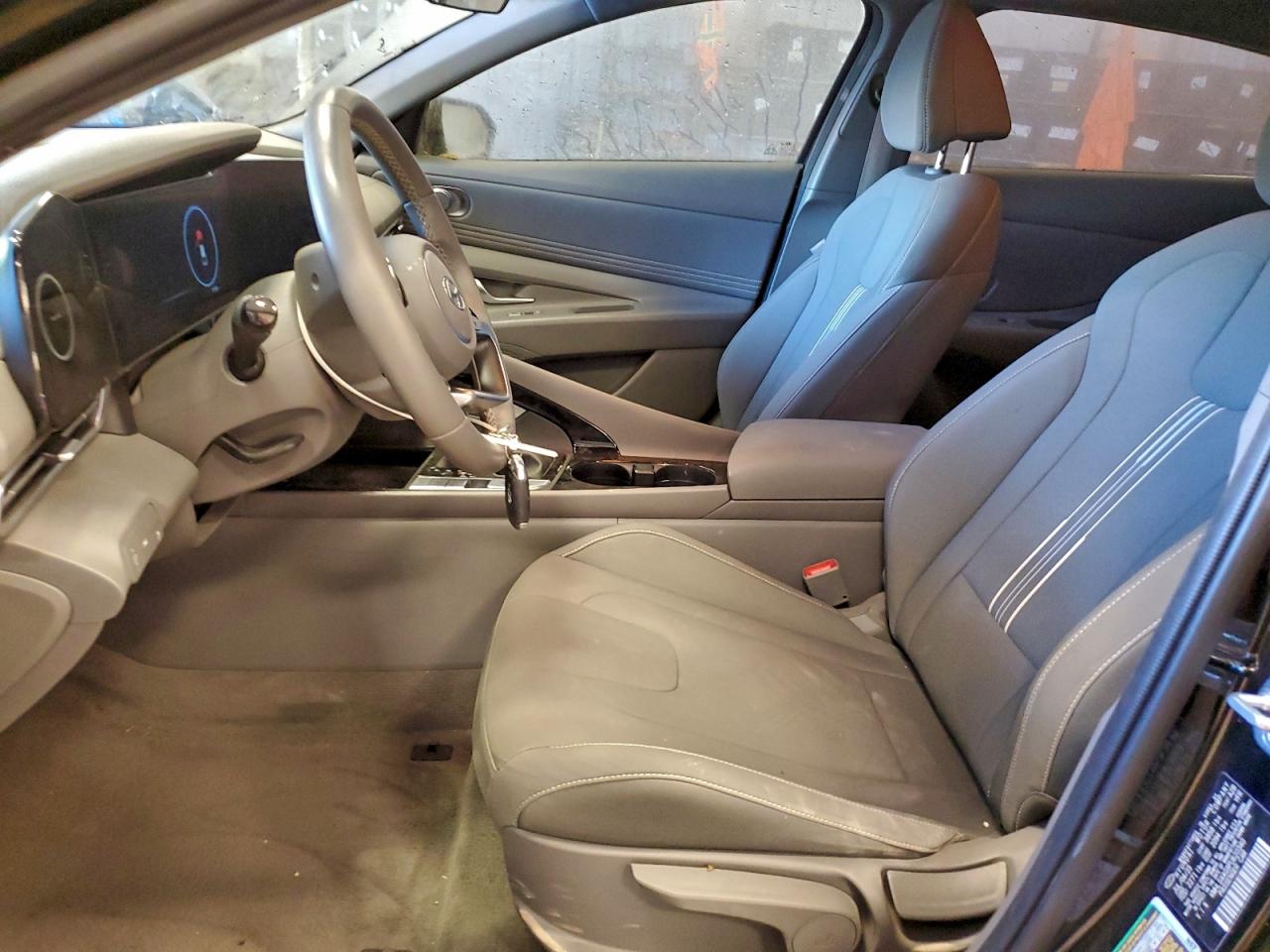 2023 HYUNDAI ELANTRA SEL photo 7