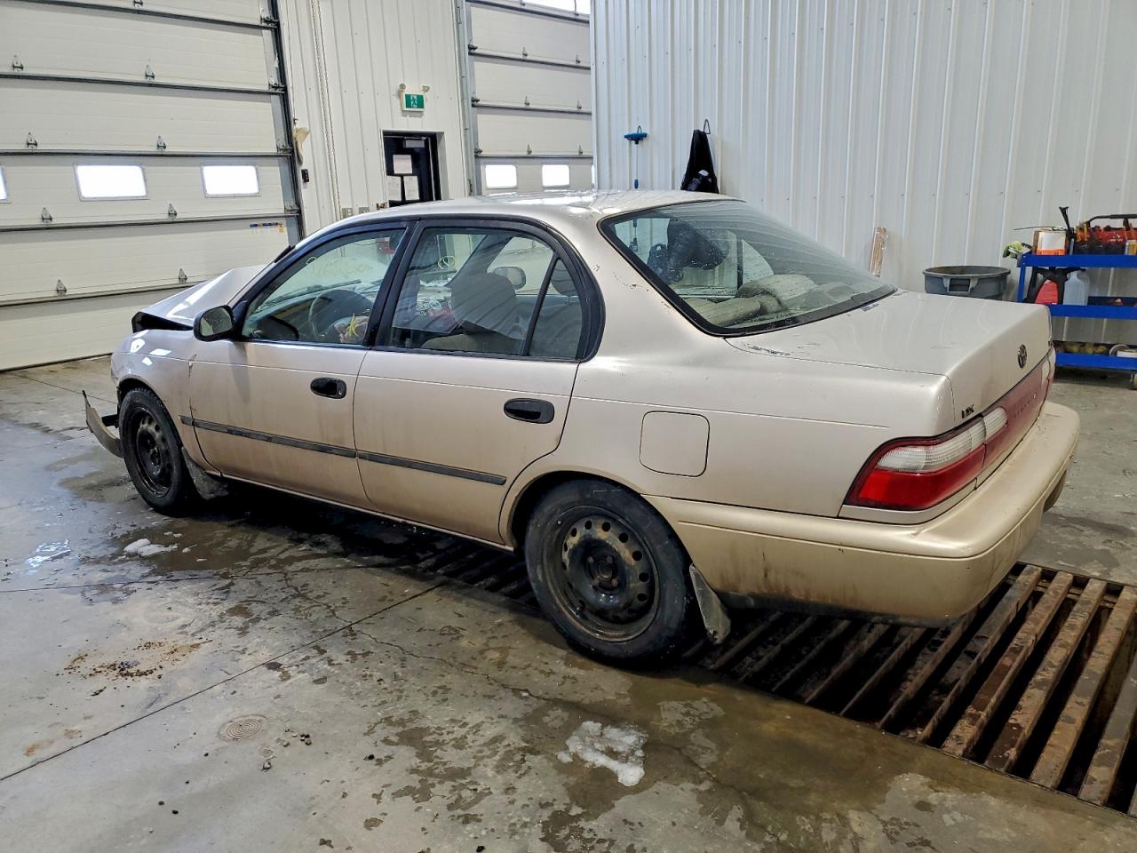1996 TOYOTA COROLLA DX photo 2