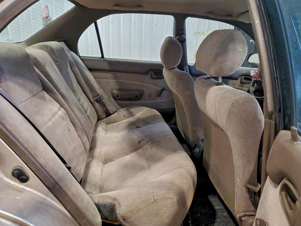 1996 TOYOTA COROLLA DX photo 10