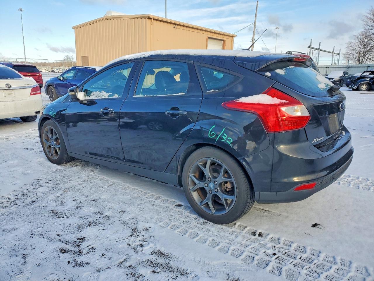2013 FORD FOCUS SE photo 2