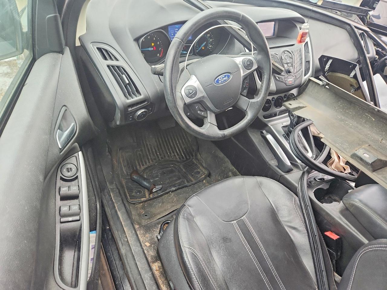 2013 FORD FOCUS SE photo 8