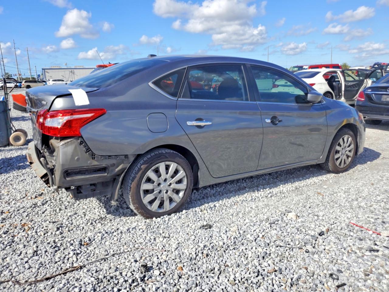 2017 NISSAN SENTRA S photo 3