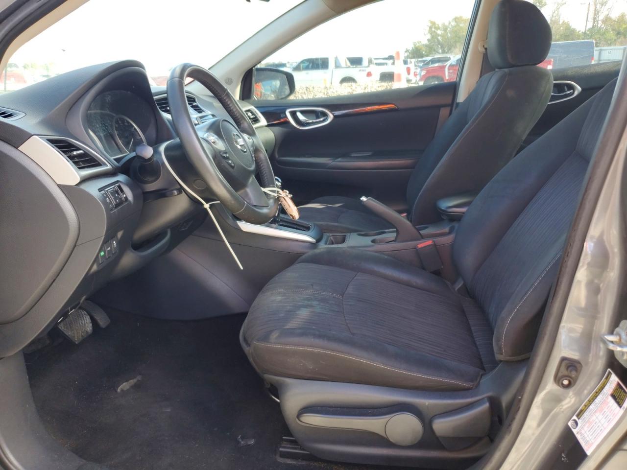 2017 NISSAN SENTRA S photo 7