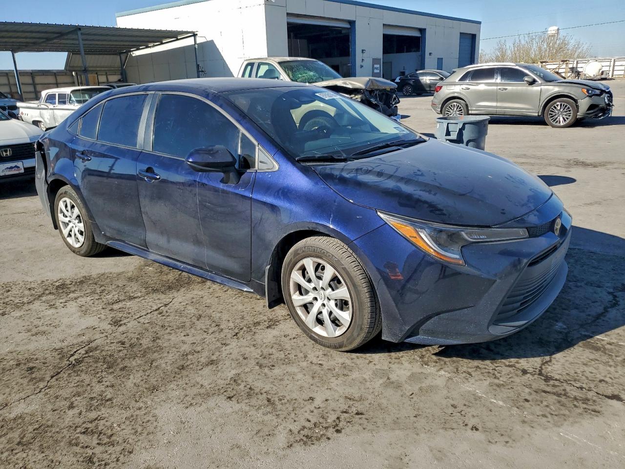 2025 TOYOTA COROLLA LE photo 4