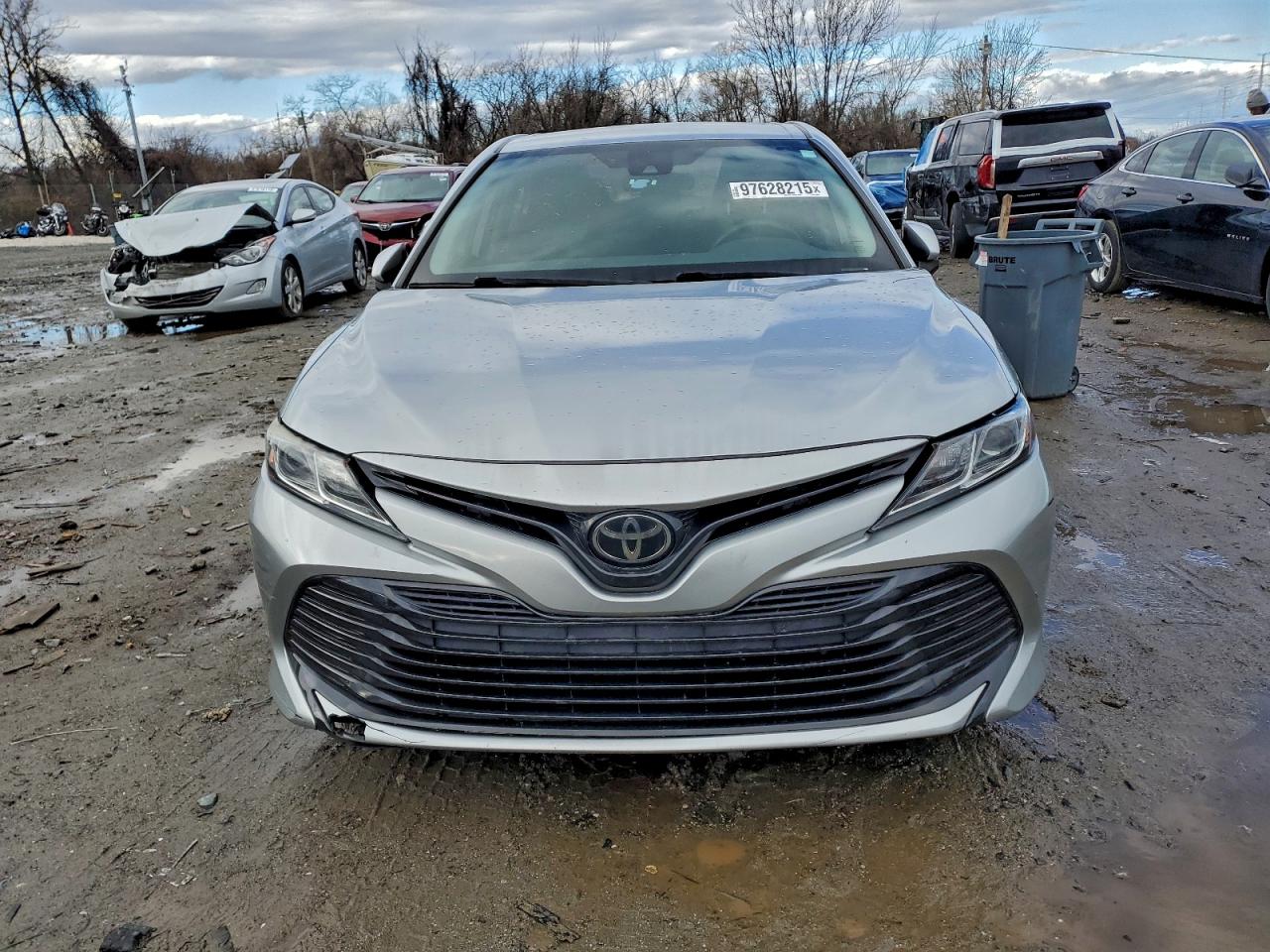 2019 TOYOTA CAMRY L photo 5