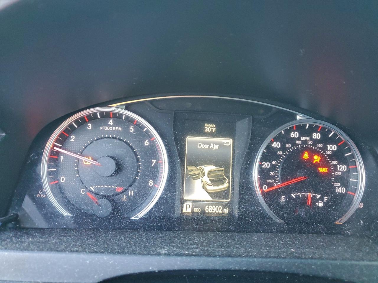 2017 TOYOTA CAMRY LE photo 9